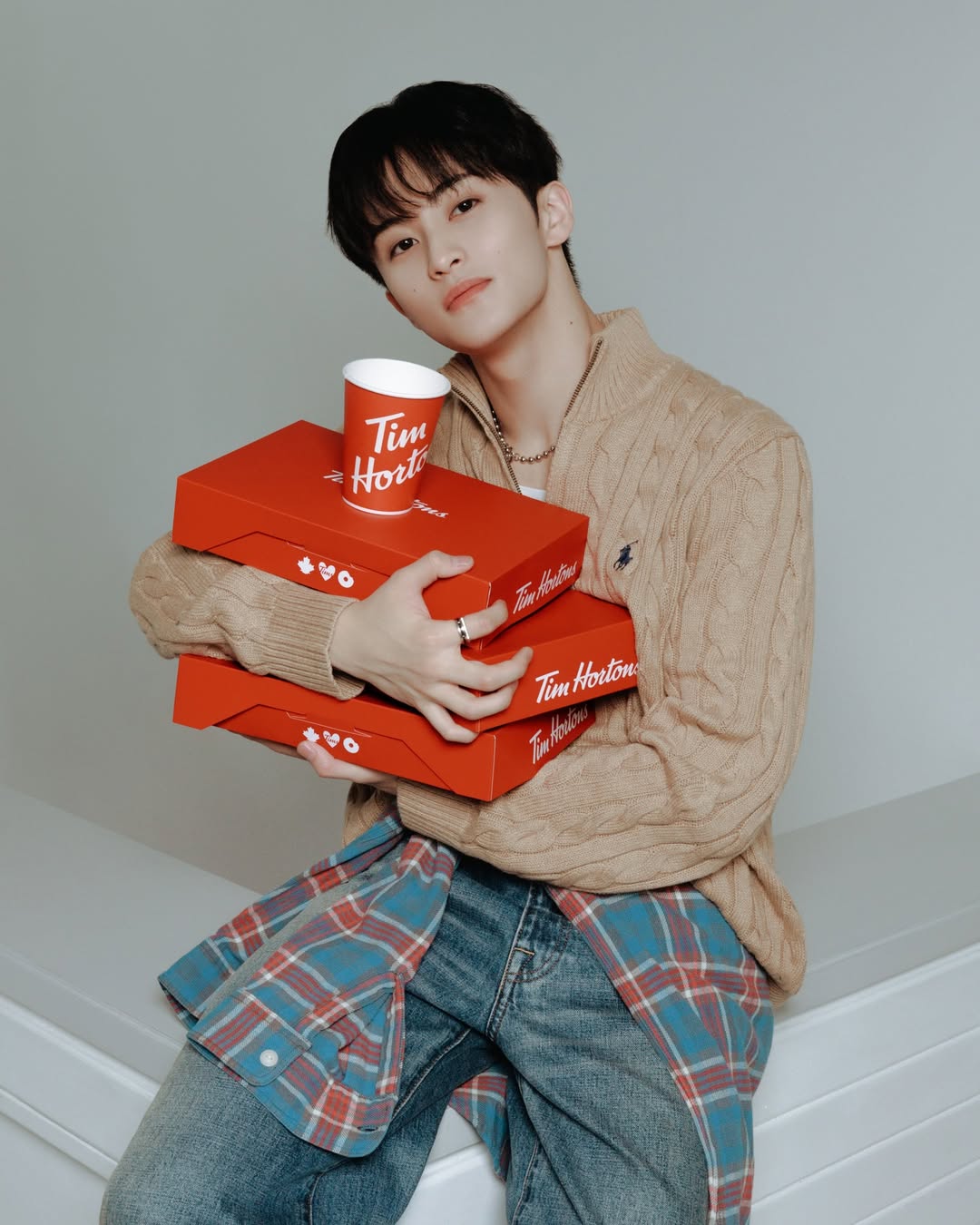 NCT マークTim Hortons ドーナツ コラボセット トレカ 缶バッチ