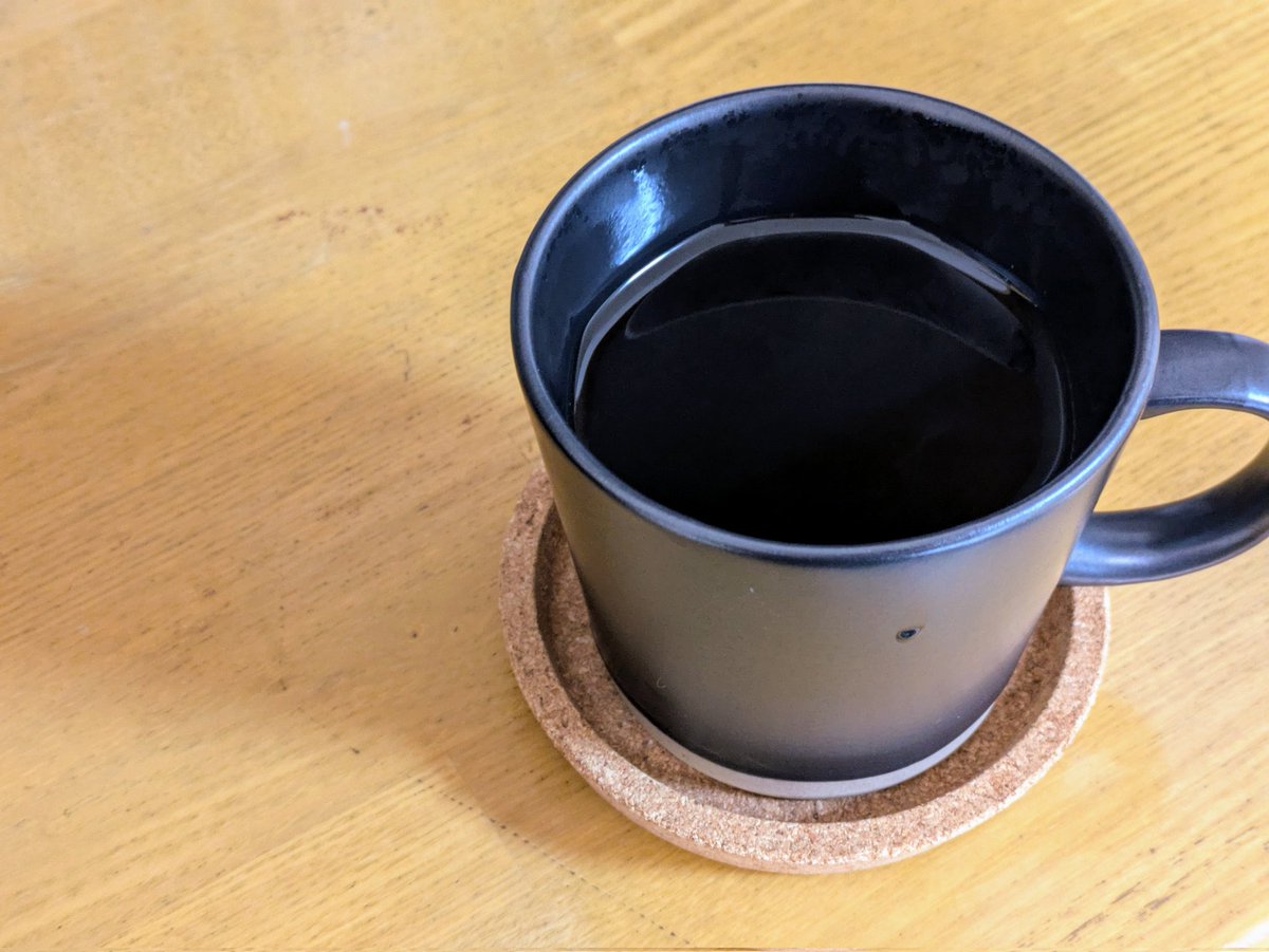 本日のコーヒー☕

エチオピア ゲイシャ🇪🇹
ナチュラル
シティロースト

jp.mercari.com/item/m25666913…

ゲイシャはフルーティですが
他のエチオピア豆より
酸味が抑えられている印象です🥰