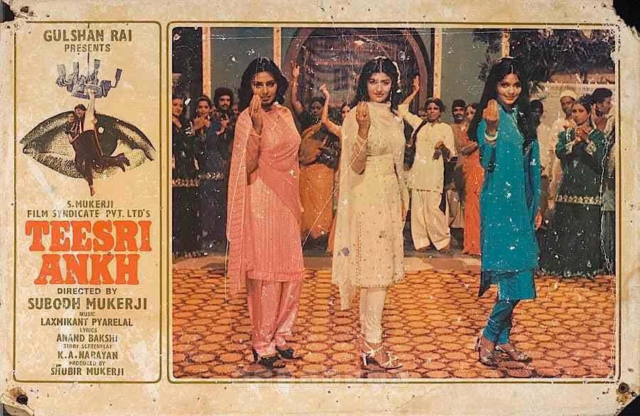 BollyMemories's tweet photo. #43YearsOfTeesriAankh 23Apr1982
#Dharmendra #ShatrughanSinha #RakeshRoshan #ZeenatAman #NeetuSingh #Sarika #AmjadKhan #Ranjeet #NirupaRai #Mehmood #Jeevan #PardeepKumar
#AnandBakshi
#LaxmikantPyarelal
#SubodhMukerji https://t.co/bqisjfBZYH