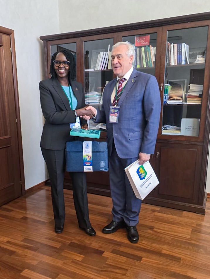 ikchir's tweet photo. It was a privilege to meet and discuss key issues with the Rector of Ural State University of Economics and engaging in productive discussions during Eurasian Economic Youth Forum held in Ekaterinburg, <April 22-24, 2025.> https://t.co/1ZBLgifHDD