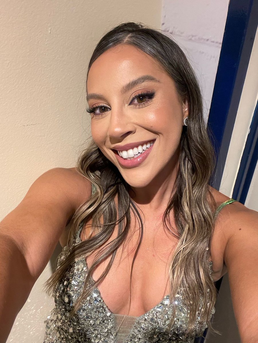 “Sendo forte e corajosa e com fé no coração. Obrigada, Brasil!” 💖 #TeamBallet #BBB25