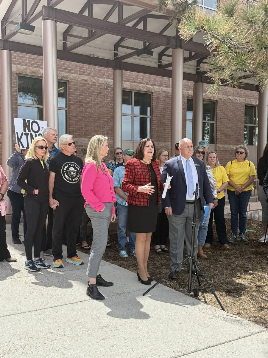 A bi-partisan effort to hold our county elected officials accountable to We The People!

Not pictured: <a href="/DougCoFreePress/">DCFP</a> driving back and forth recording on her cell phone.
