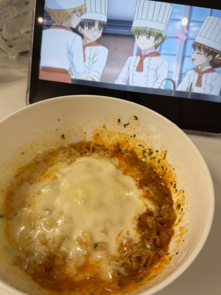 꿈파보면서 먹는 불닭이 짱이야..❤️🤤