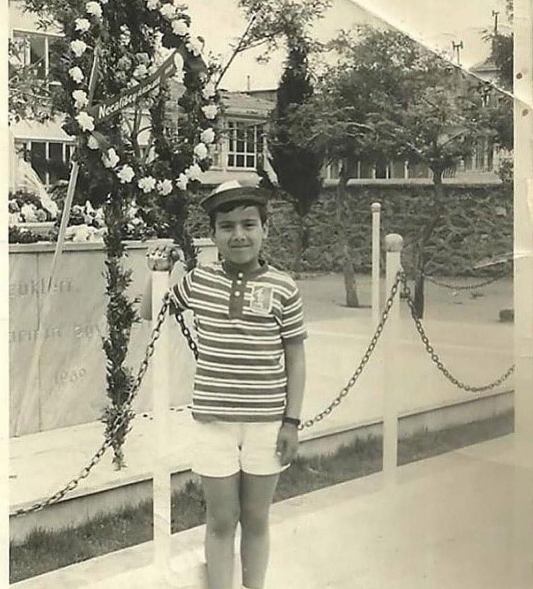 Sabih Haliloğlu (@info_sabh) on Twitter photo 23 Nisan Ulusal Egemenlik ve Çocuk Bayramımızı kutluyor, bizlere bu güzel günü armağan eden Mustafa Kemal Atatürk ve arkadaşlarını saygıyla anıyoruz.  
Fotoğraf: 23.04.1972 M.Necatibey İlkokulu
 #23Nisan #ulusalegemenlikveçocukbayramı 23 Nisan Ulusal Egemenlik ve Çocuk Bayramımızı kutluyor, bizlere bu güzel günü armağan eden Mustafa Kemal Atatürk ve arkadaşlarını saygıyla anıyoruz.  
Fotoğraf: 23.04.1972 M.Necatibey İlkokulu
 #23Nisan #ulusalegemenlikveçocukbayramı