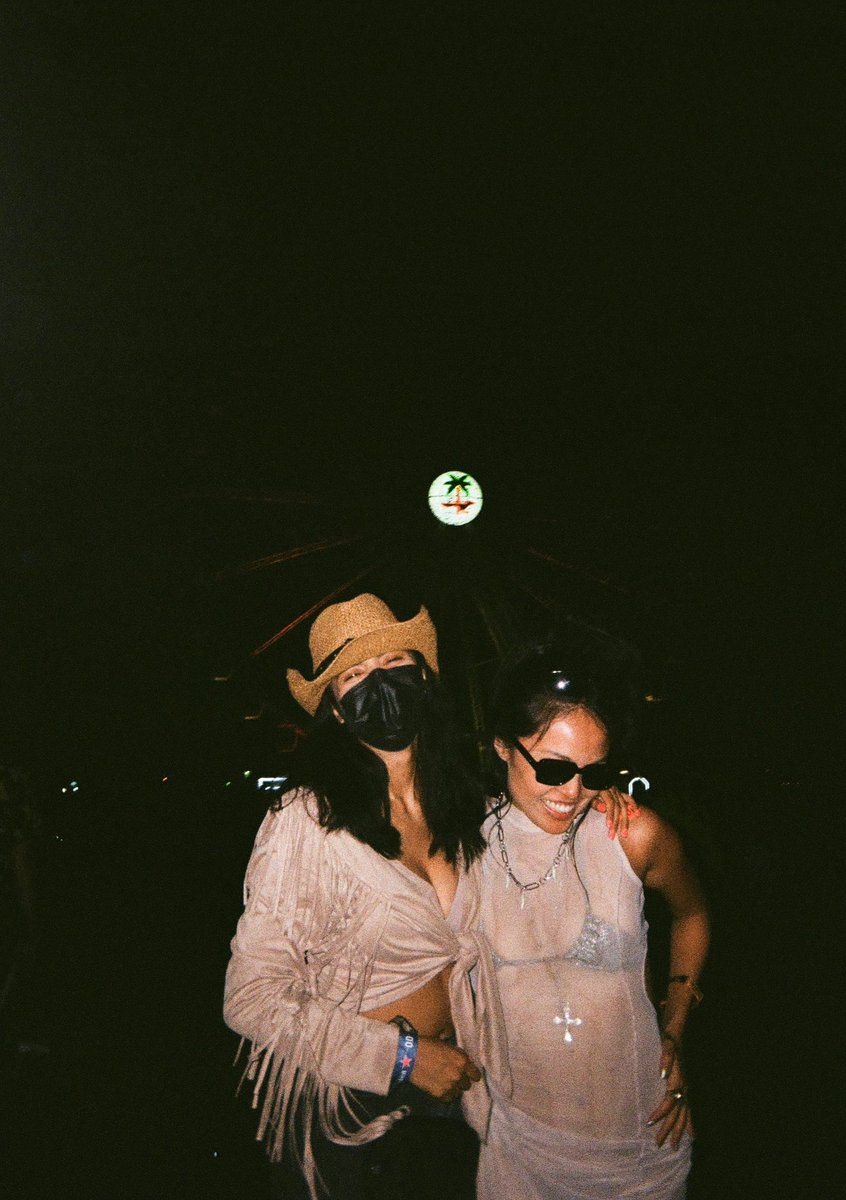 Stephanie🦁 (@dammitstephanie) on Twitter photo 