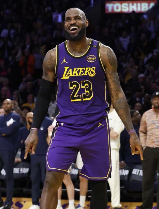 Hoop Central tweet media