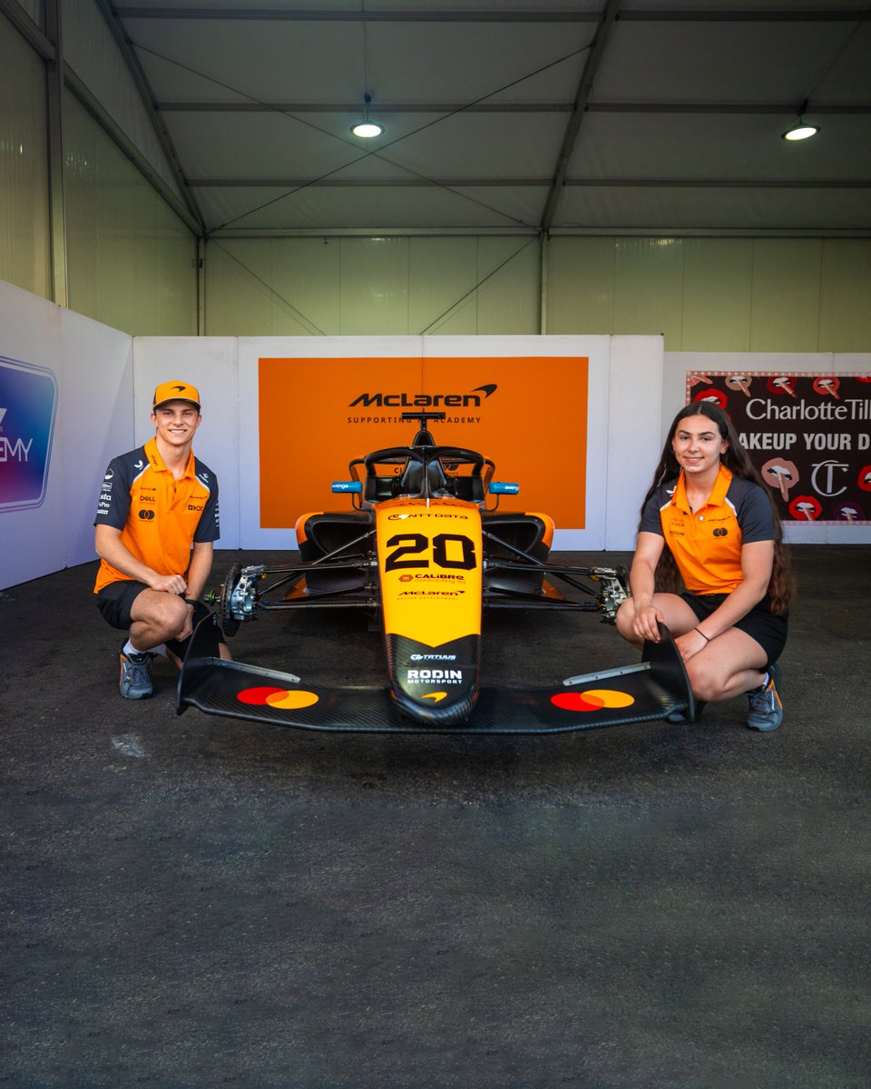 Our two papaya race winners in Saudi 🥇

#McLaren