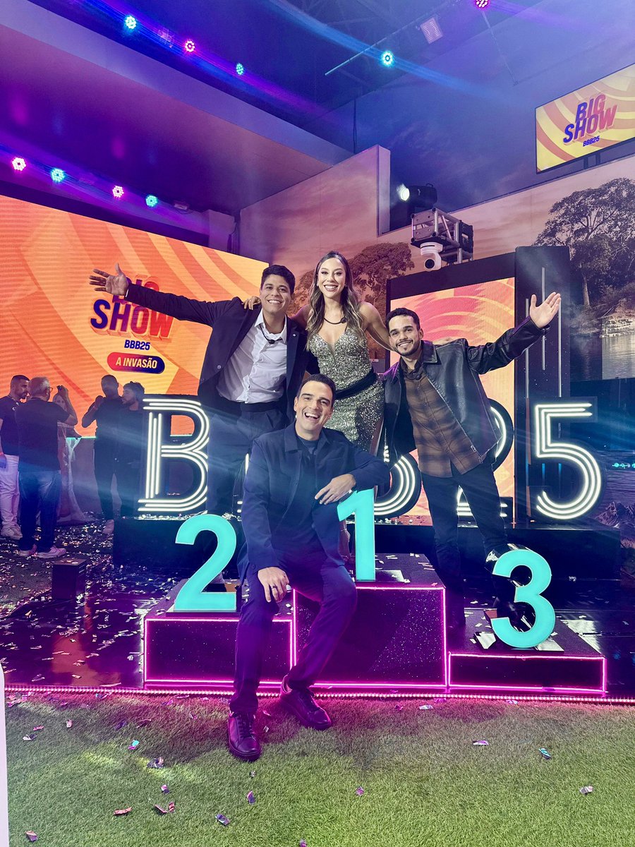 Tadeu Schmidt tweet media