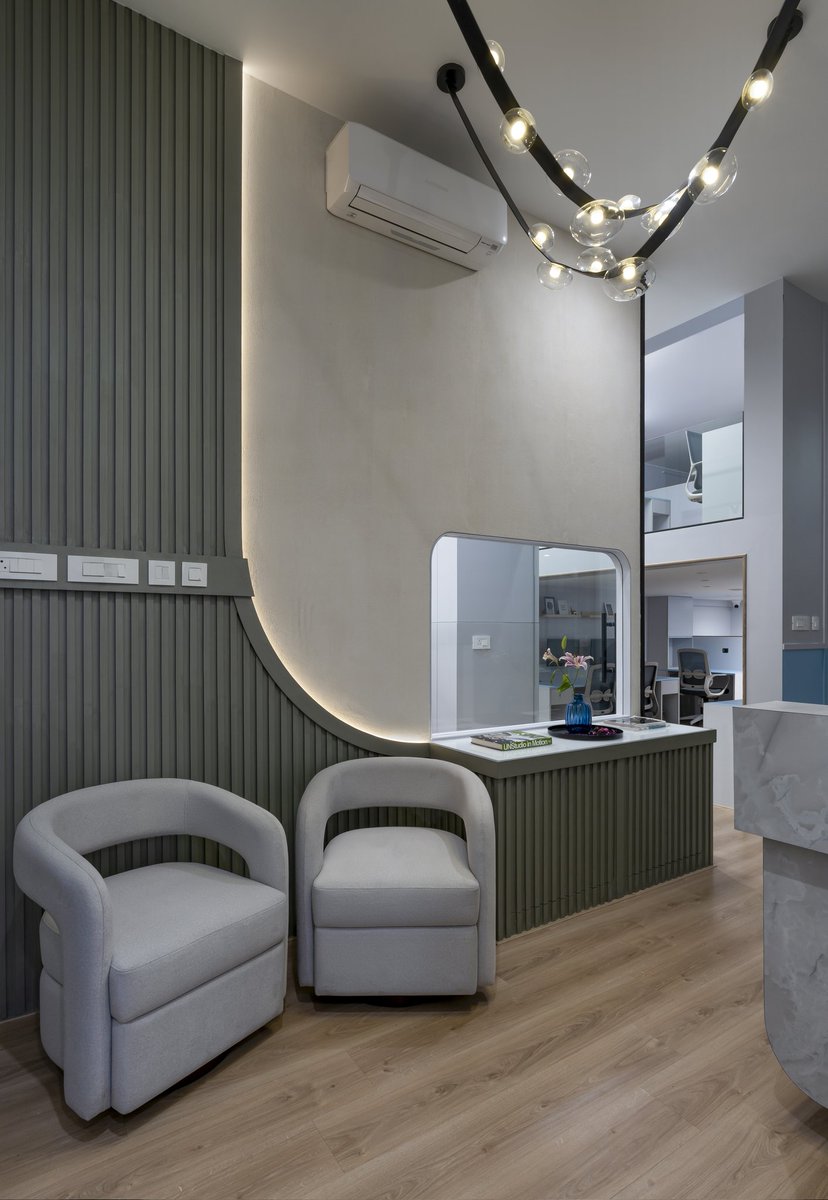 Interiorlover1's tweet photo. Vista | Mercury Architects | Belapur
Full Project
https://t.co/RwvBQjwYab Via @Interiorlover1
.
.
.
#interiorlover.in
#architecturaldesign #architects #interior #interiordesignmasters #office #belapur #Decor #furniture #photographers #photography #interiordes #artwork #style https://t.co/yytbg0GdaD