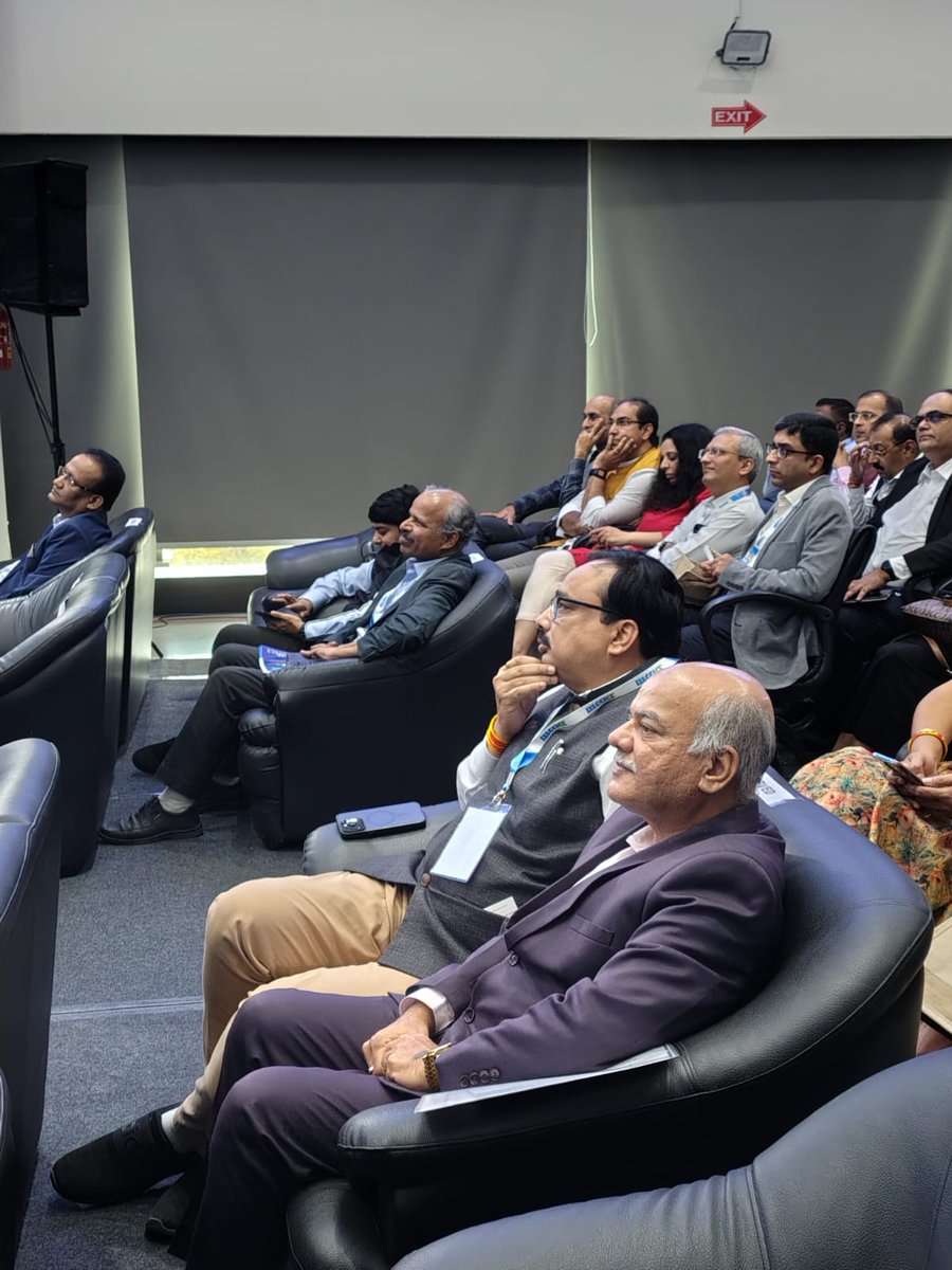 PimpriChinchwadUniversity tweet media