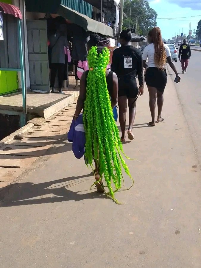 kani1871's tweet photo. Huyu akipatana na ng'ombe ni ivo 😂😂😂 https://t.co/Axomaa1Lna