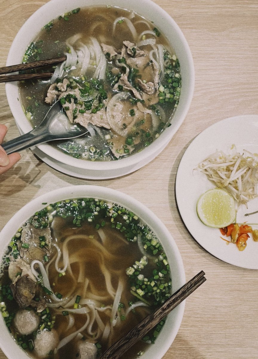 rustedcams's tweet photo. 🍜 nyam https://t.co/1zm0qSNpZE