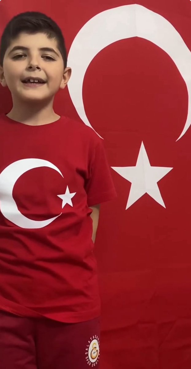 ufuk023's tweet photo. #onunİçinBurdayız https://t.co/AExlAOfvQz