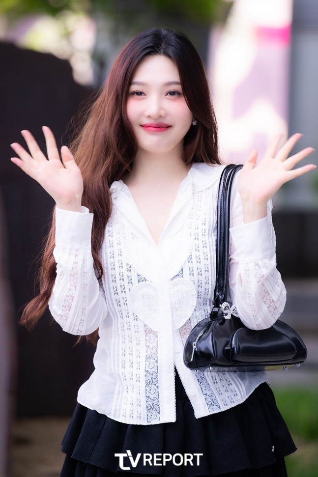 Red Velvet レドベル ジョイ 韓国 CGV舞台挨拶 限定 ポラロイド Red Velvet レドベル ジョイ 韓国 CGV舞台挨拶 限定 ポラロイド