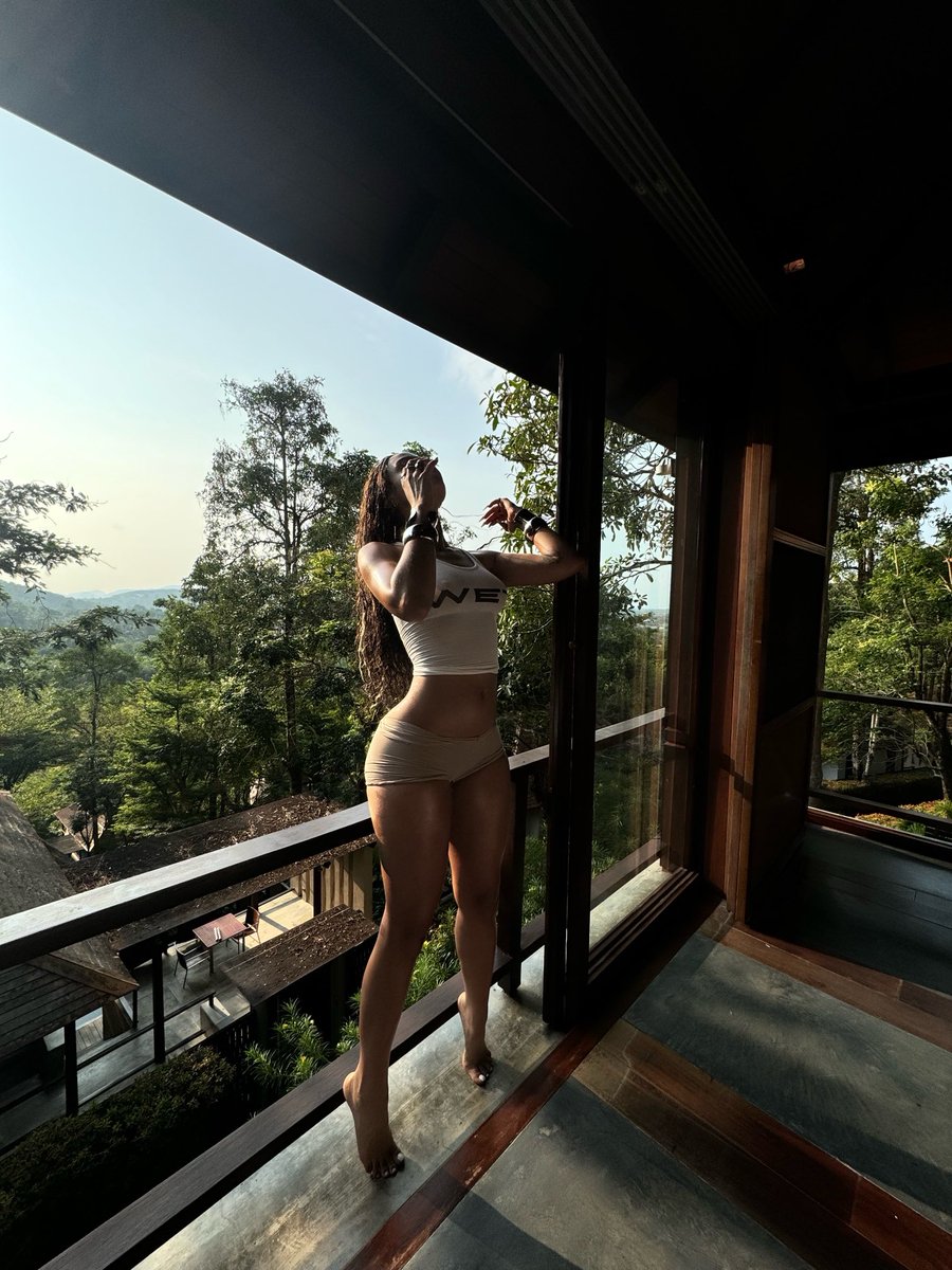 I’m late but happy earth day 💚