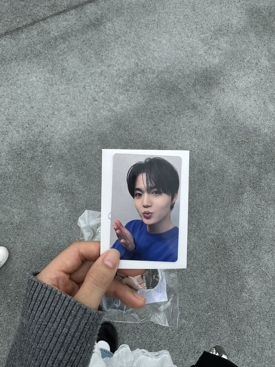 00_jj_2000's tweet photo. 求ジュンギュ、ジフン

譲ドヨン

バージョンなんでも大丈夫です🙆🏻
会場います！ https://t.co/Px7iymzlVA