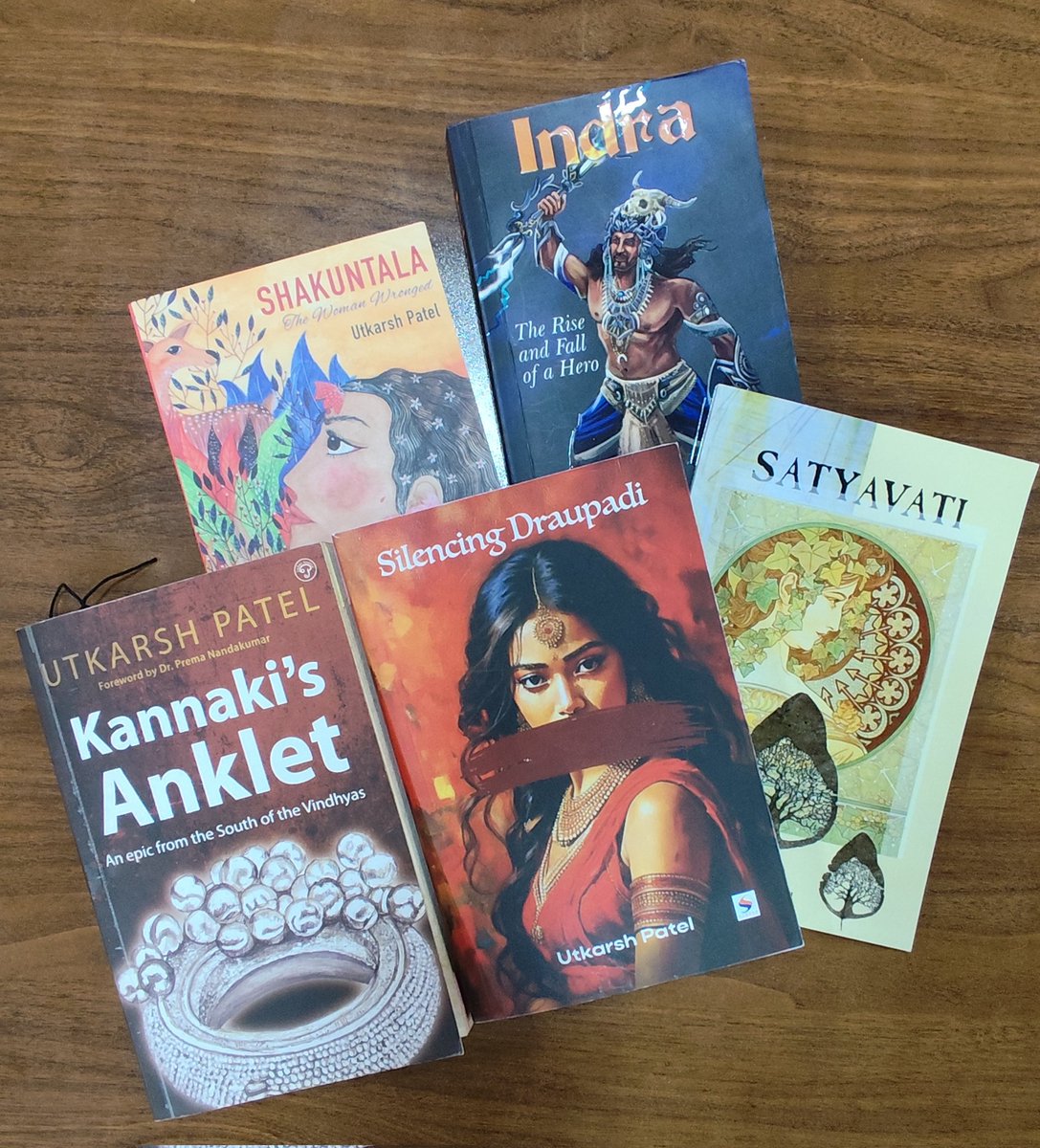 Today is #WorldBookDay and if you haven't read any of the following books, then the world of books will not pardon you!! 😉