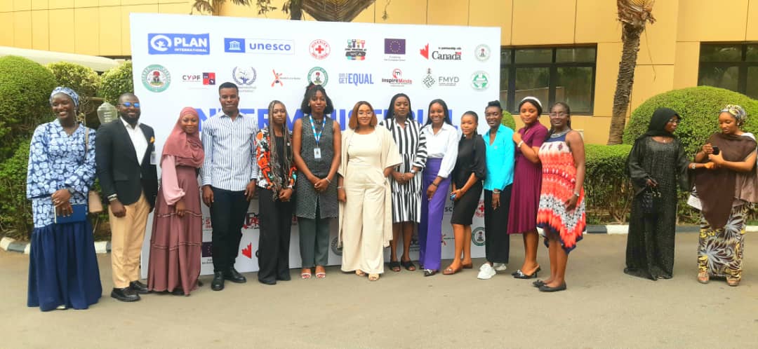girlchild_NG's tweet image. GCFG
Adolescent girls are making significant contributions by representing grassroots voices in their communities. #FromWordsToAction

From powerful panel sessions to youth-led dialogues, Day 1 of the Adolescent and Youth Conference 2.0 

#planinternationalnigeria
