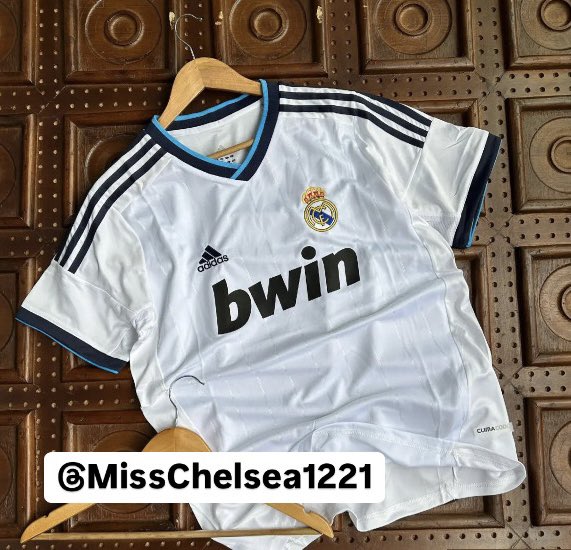 MissChelsea1221's tweet image. Naomba Mshow #Love kwa Repost🙏😍

Jez za Zaman (Vintage) 35,000/=

0714336827

#MIKOA YOTE TUNATUMA