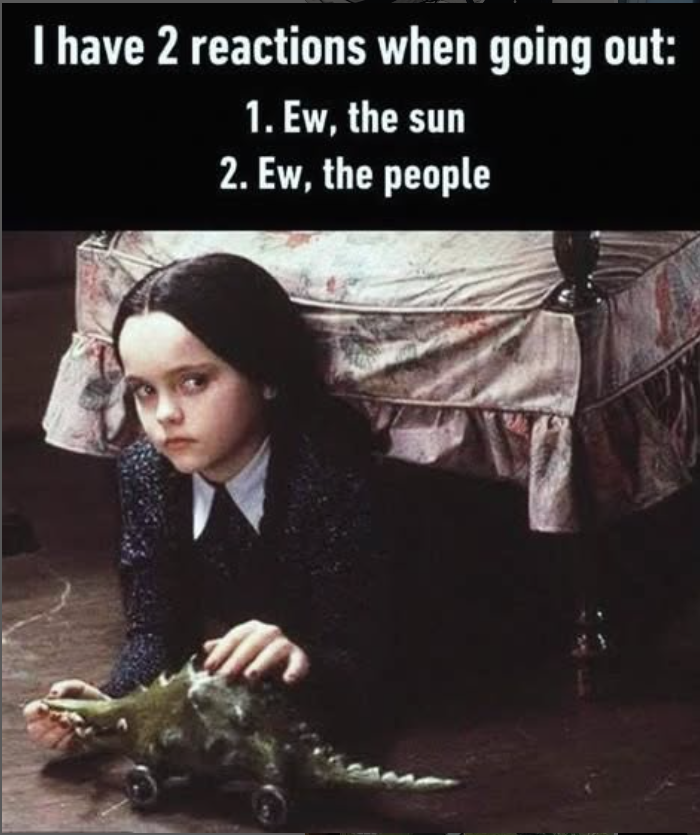 punkraveau's tweet photo. Going out: not my favorite thing. Too bright, too many people ☀️❌

#antisocialvibes #darkfashion #gothic #gothaesthetic #nightlover #memes #gothstyle #spookyvibes #goths #gothmemes #meme #punkraveau https://t.co/kuJXmx1Hu9