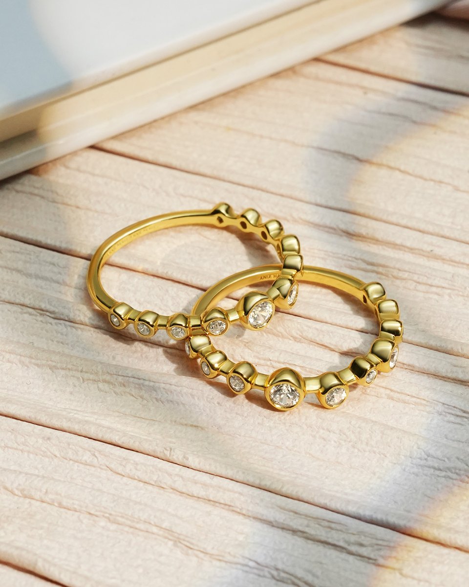 AniaHaie's tweet photo. Miss’ is a mindset, not a marital status. Wear them proudly. ✨
#AniaHaie #Jewellery #weddingjewellery #silverjewellery #silverjewelry #jewelryessentials #everydaysparkle #weddingseason2025 https://t.co/dsHC8V48wk