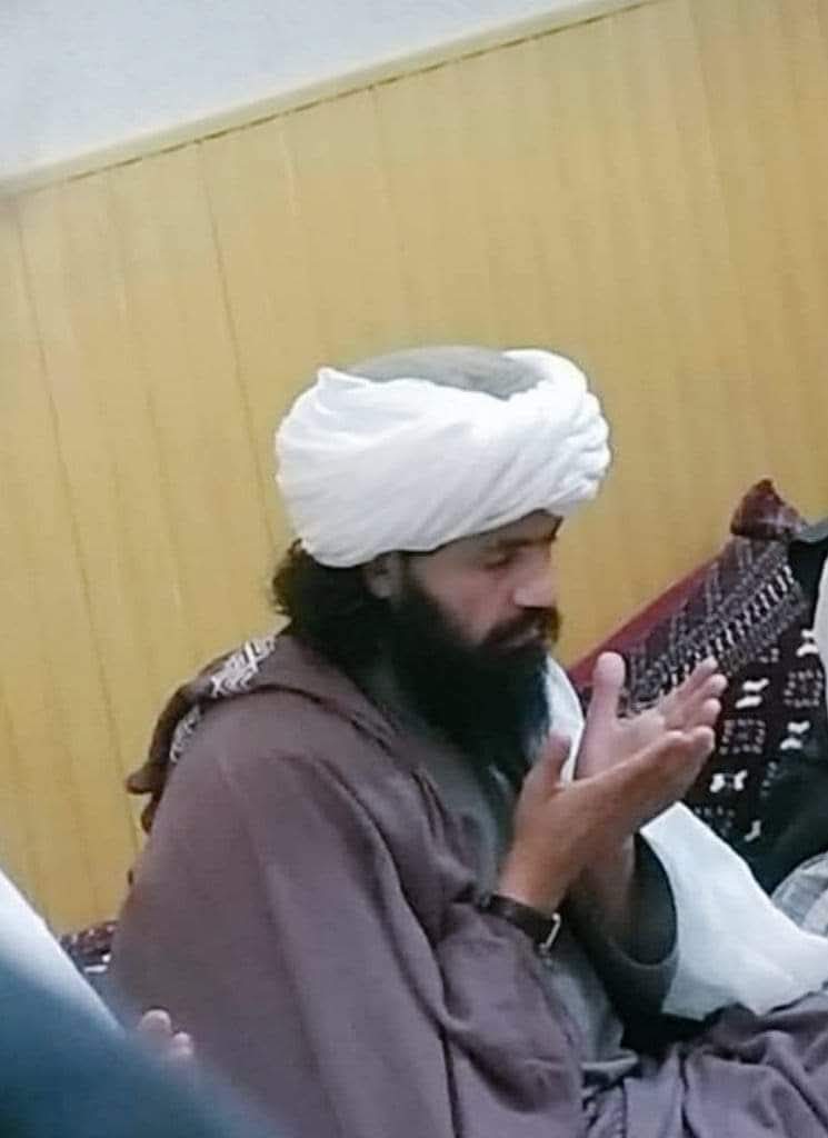 د شهيد ابویوسف (تقبله‌الله) په ياد کي یوه بله ستره کارنامه!
 ترتیب : حافظ حمدالله سعید
بيان کوونکی ملګرئ یي داسي وايي:

" موږ به د شهيد ابویوسف تقبله‌الله کومه، کومه کارنامه ياد کړو؟ دا خو هغه مؤمن، مجاهد، او متفکر شخص وو چي هره يوه کارنامه‌ يې د کتابونو مستحقه ده، ...
1