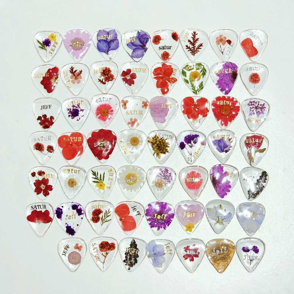 roseratcha's tweet photo. 《ᴜᴘᴅᴀᴛᴇ》
#GiveawaysRedGiantConcert

Guitar Picks - 𝟰𝟬 𝗲𝗮

⌨︎ : 3 May 2025
⌂  : IMPACT Arena
⏱︎  : TBC

ช่วยมารับกันเยอะๆนะคะ🥺☺️
#JeffSatur
#JeffSaturRedGiantConcert https://t.co/dQYNzFqO8L