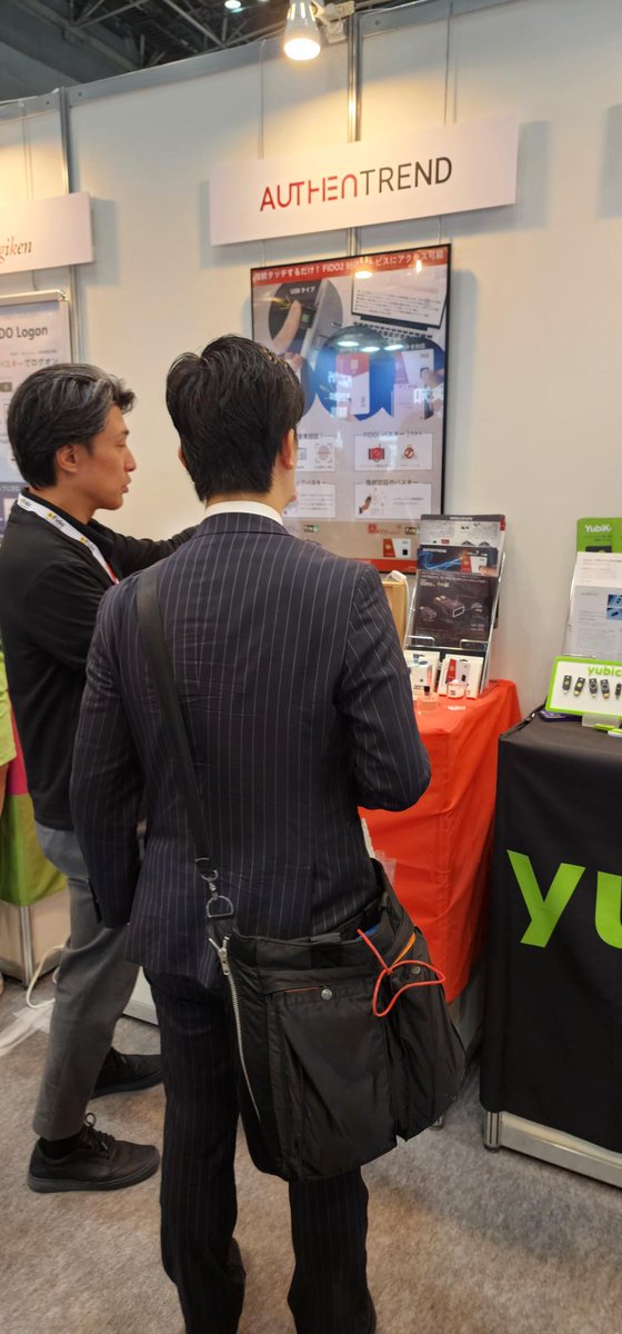 AuthenTrend JAPAN tweet media