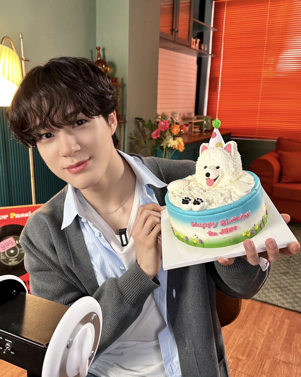 7nxwn's tweet photo. だーいすきなジェノお誕生日おめでとう✨🤍 https://t.co/HntKEngzNG