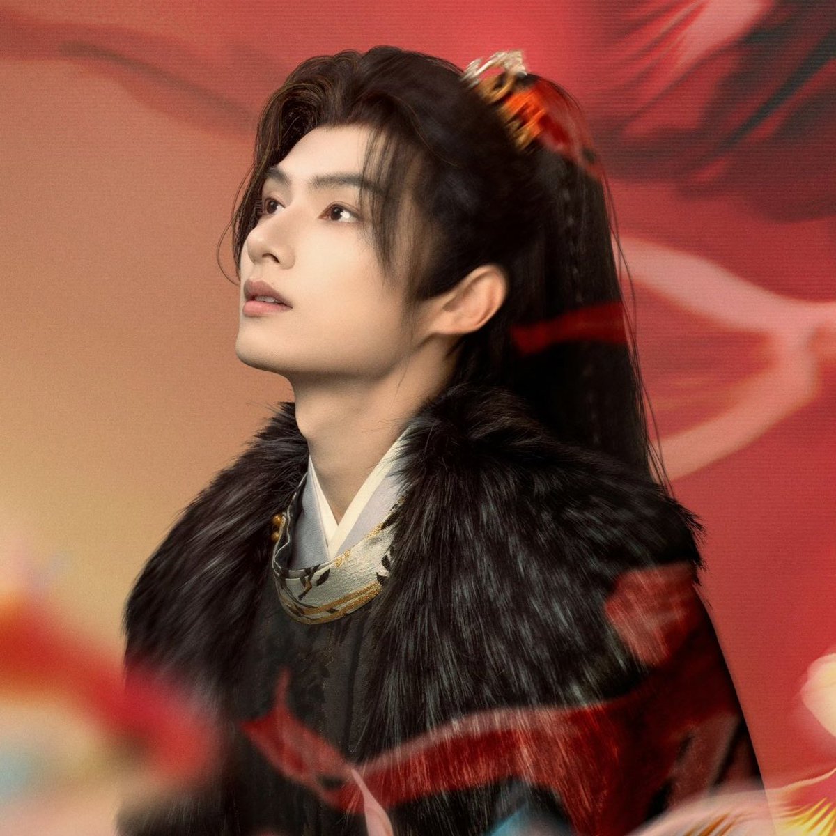 JunPOPbase's tweet image. IQIYI has announced their plans of releasing Shadow's edge (Jun's movie) and Whimsical returns (Jun's drama) in 2025 at their World conference. Looking forward to meeting both Liangchen and Hu feng this year.