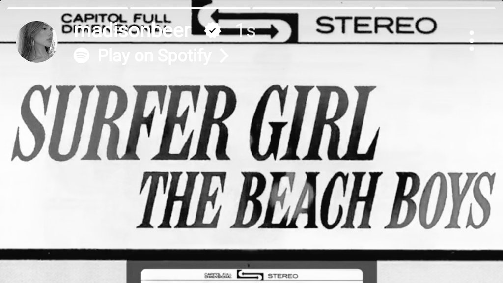 hellhiill's tweet image. this fan behavior omg