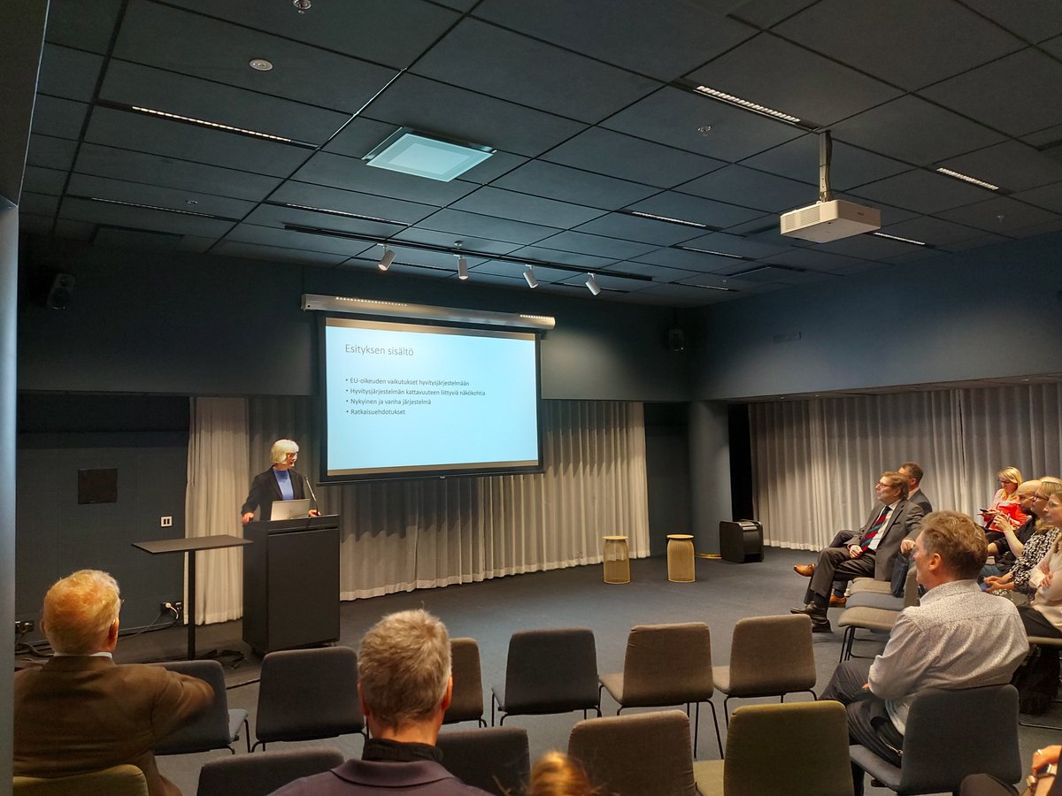 Yhdistyksen kevätkokous ja keskustelutilaisuus pidettiin tiistaina 22.4.2025. Hovioikeudenneuvos Kristiina Harenko piti esityksen yksityisen kopioinnin hyvitysjärjestelmän uudistamista koskevasta selvityksestä. Esitystä seurasi vilkas keskustelu. Kiitos osallistuneille!