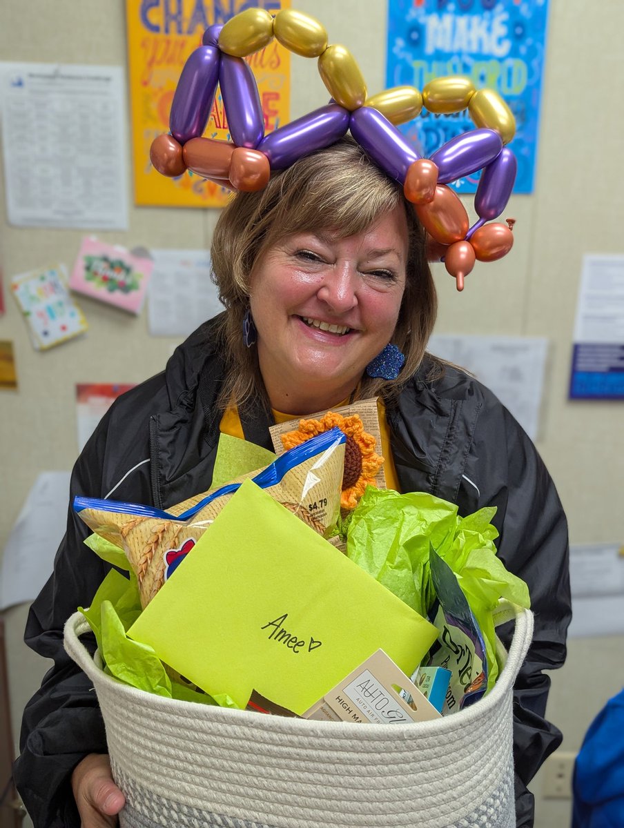 Happy Admin Professionals Day to the best EA in <a href="/FortBendISD/">Fort Bend ISD</a> Amee Wilson!!!