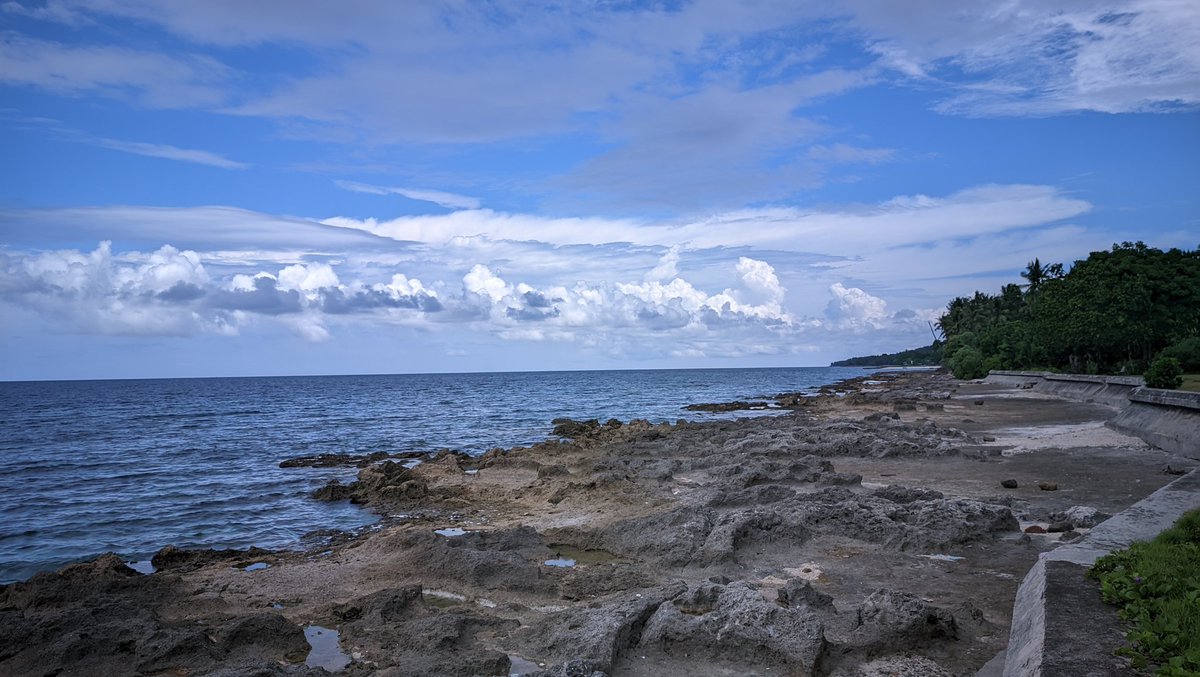 denasaurus's tweet image. Kehujanan sedikit, untung gak masuk angin. 🥰✨✋🏽