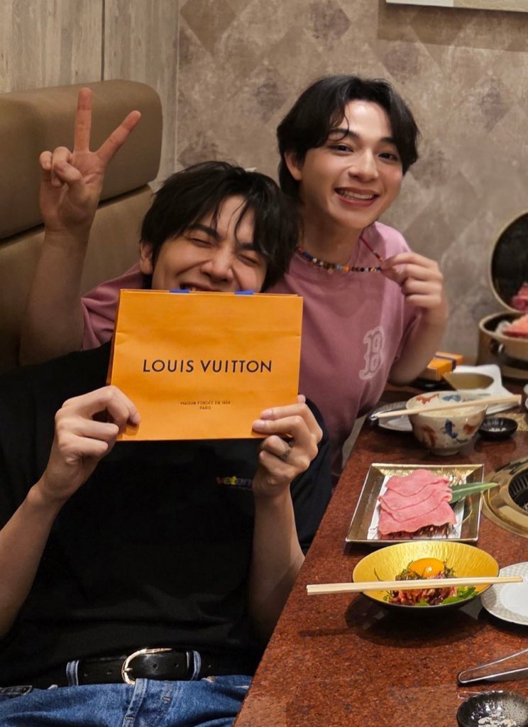 โปรดมีโมเมนต์ที่ประเทศของฉัน คิดถึงมาก 🥺