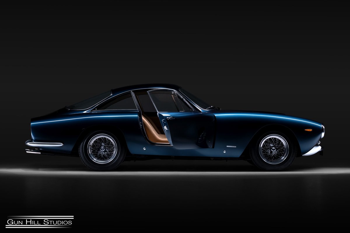 Another stunning classic in the cove #ferrari #carphotography #infinitycove #classiccars #Ferrari250 #Lusso #gunhillstudios