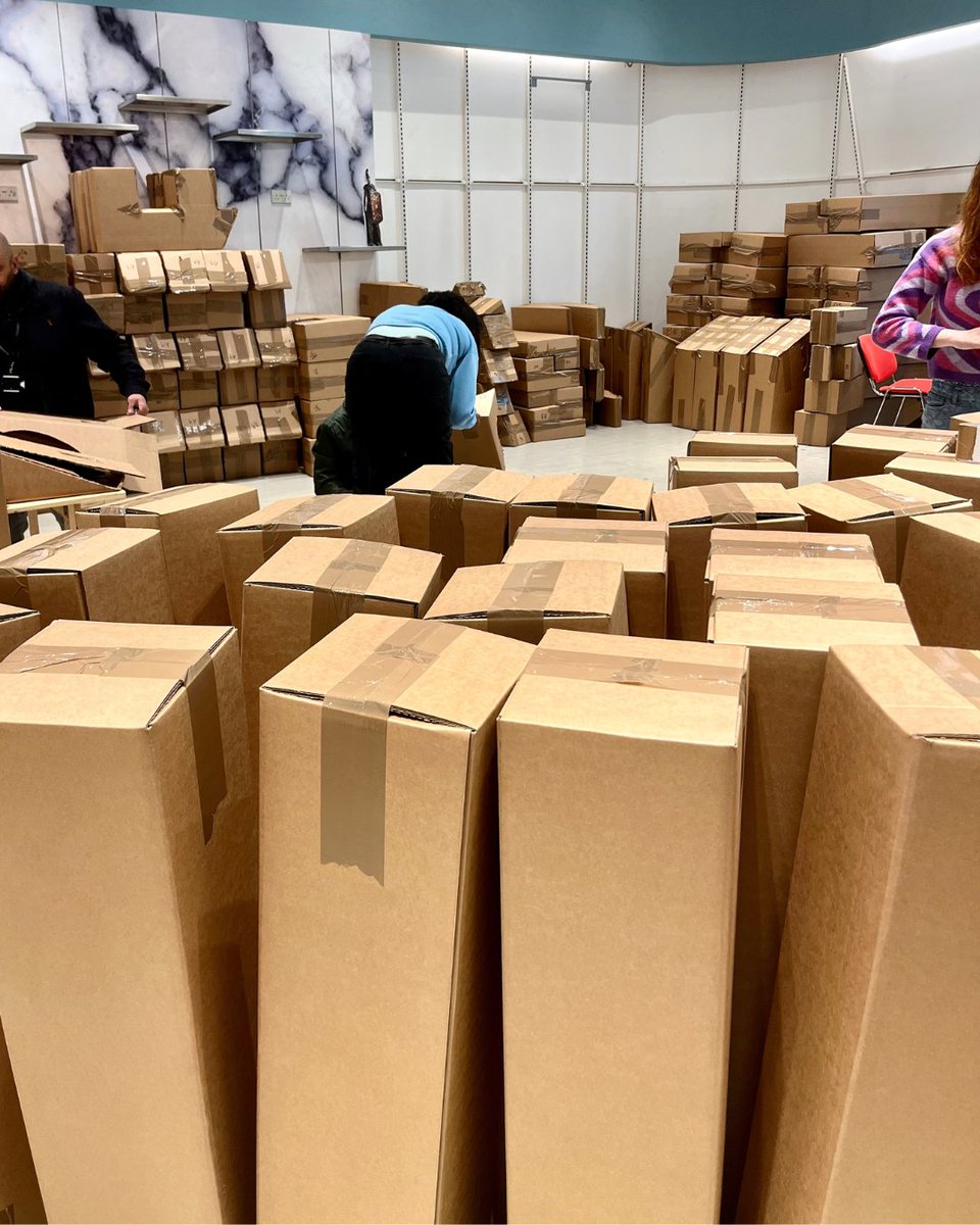 Major progress happening on the Roman Forum construction 🔨

We can't wait to see how these cardboard pieces will come together to create a life size structure on Jubilee Square!
⁠
📧 Email festivals@leicester.gov.uk to get involved with the build - slots available until Friday