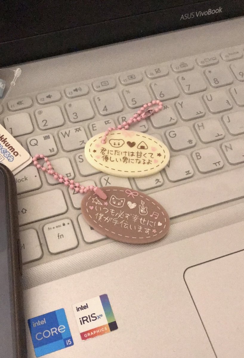 nonoonoon11's tweet image. 딸기초코 ◠◠◠◠◠◠୨♡୧◠◠◠◠◠◠