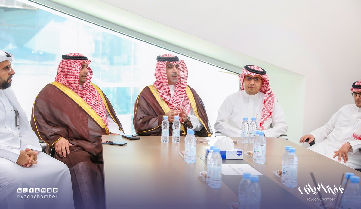 غرفة الرياض tweet media