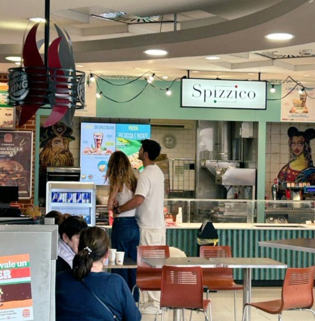 Shine01213's tweet image. La semplicità, la bellezza. Loro ❤️ 
#acqua #purezza #helevier