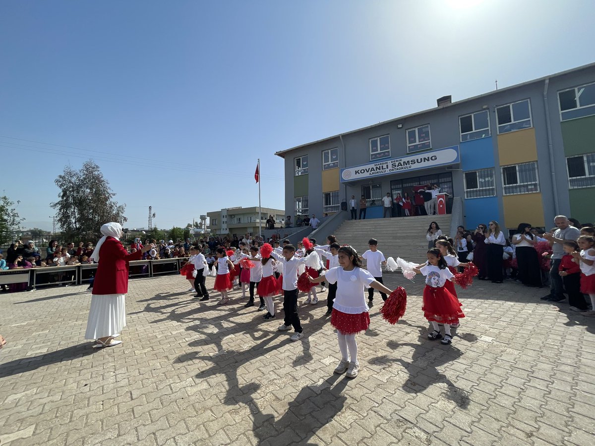 🎈23 Nisan Ulusal Egemenlik ve Çocuk Bayramı kutlu olsun.🇹🇷🇹🇷🎈🎈🇹🇷🇹🇷

<a href="/tcmeb/">Millî Eğitim Bakanlığı</a> 
<a href="/Yusuf__Tekin/">Yusuf Tekin</a> 
<a href="/mardinilmem/">Mardin İl Millî Eğitim Müdürlüğü</a> 
<a href="/ali_eyyupkoca/">Ali Eyyupkoca</a> 
<a href="/SuleymnAKIN/">Süleyman AKIN🇹🇷</a> 
<a href="/makdag47/">Makdag</a> 
<a href="/derikmem47/">Mardin/Derik İlçe Millî Eğitim Müdürlüğü🟢🇹🇷</a> 
<a href="/MstfaKAHRAMAN/">Mustafa KAHRAMAN 🟢🇹🇷</a>
