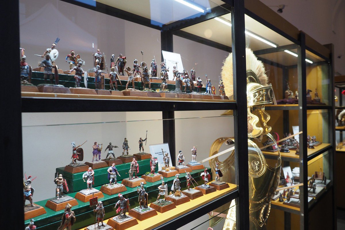 ✝️ Encara no heu visitat l’exposició «Setmana Santa, tradició i història»❓ 

🗓️ Fins al 27 d’abril
📍Claustre de la #DdGi
▪️ Dies laborables: de 10 a 20 h
▪️ Dissabte de 10 a 15 h

✅Organitzada per la #DdGi i l’Associació El Baluard de Girona, amb la col·laboració de la