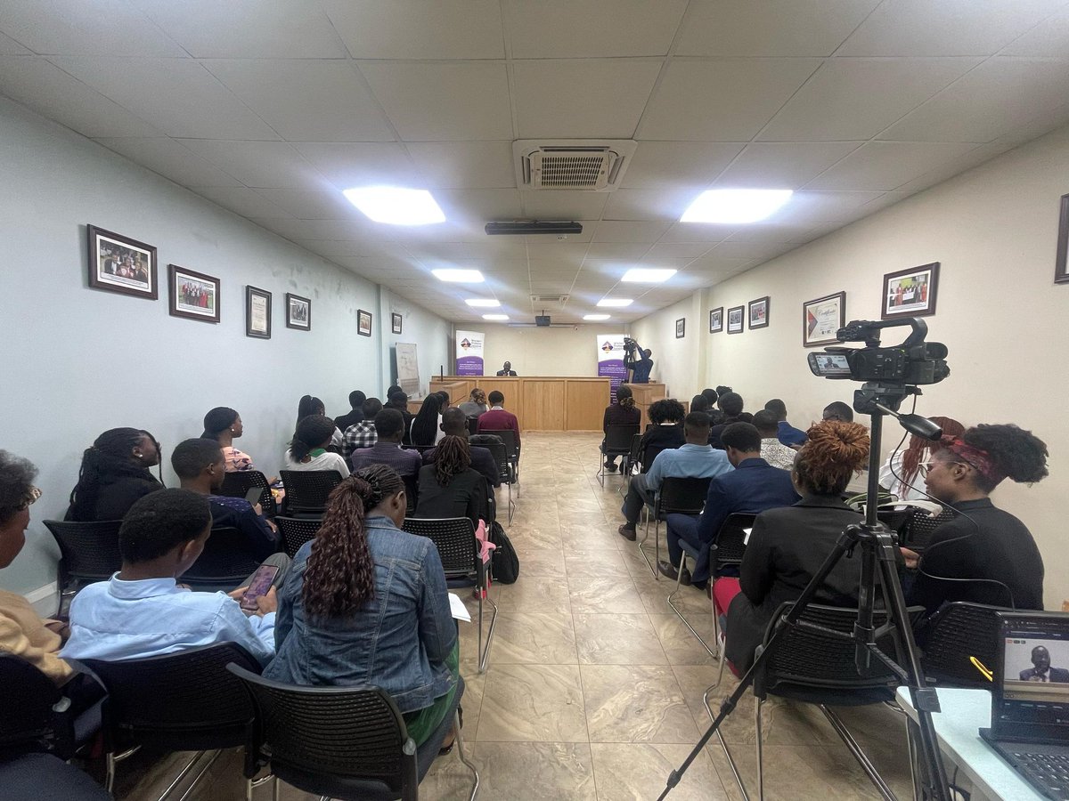 The Women's Probono Initiative (@womenprobono) on Twitter photo #HappeningNow!
We’re live at Cavendish University, Kamwokya for #BrownBagWednesday, diving into a powerful discussion on Male Engagement: The Role of Men and Boys in Promoting SRHR in Uganda.
<a href="/JTumwesigye/">Jordan Tumwesigye</a> is currently addressing the audience and sharing impactful insights.
#SRHR #HappeningNow!
We’re live at Cavendish University, Kamwokya for #BrownBagWednesday, diving into a powerful discussion on Male Engagement: The Role of Men and Boys in Promoting SRHR in Uganda.
<a href="/JTumwesigye/">Jordan Tumwesigye</a> is currently addressing the audience and sharing impactful insights.
#SRHR