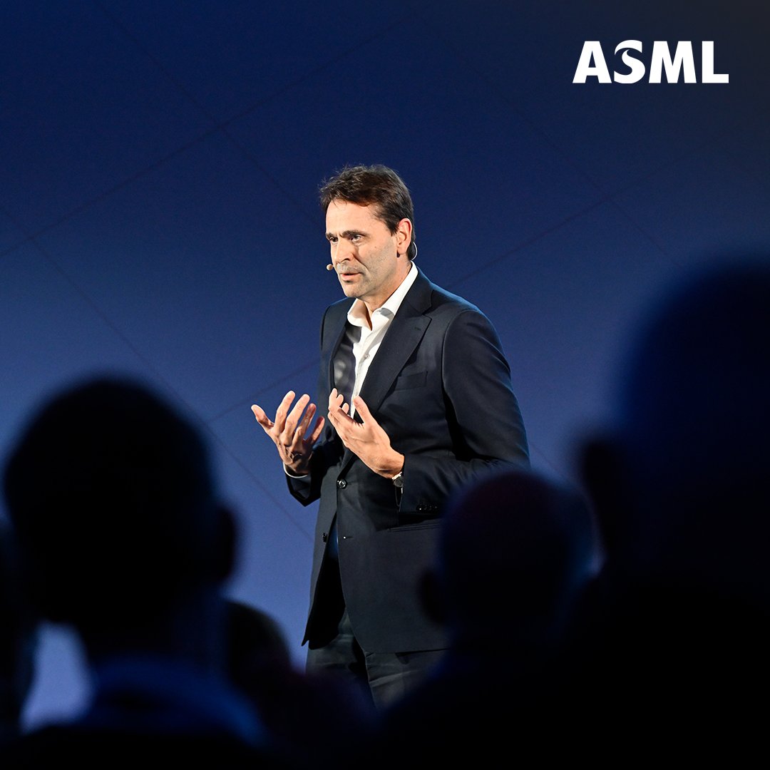 Today's Annual General Meeting of Shareholders marked Christophe Fouquet's first as President and CEO of ASML and one year since he assumed the role. 

Learn more about the results of AGM 2025 in our press release: ms.spr.ly/6015SH4qP