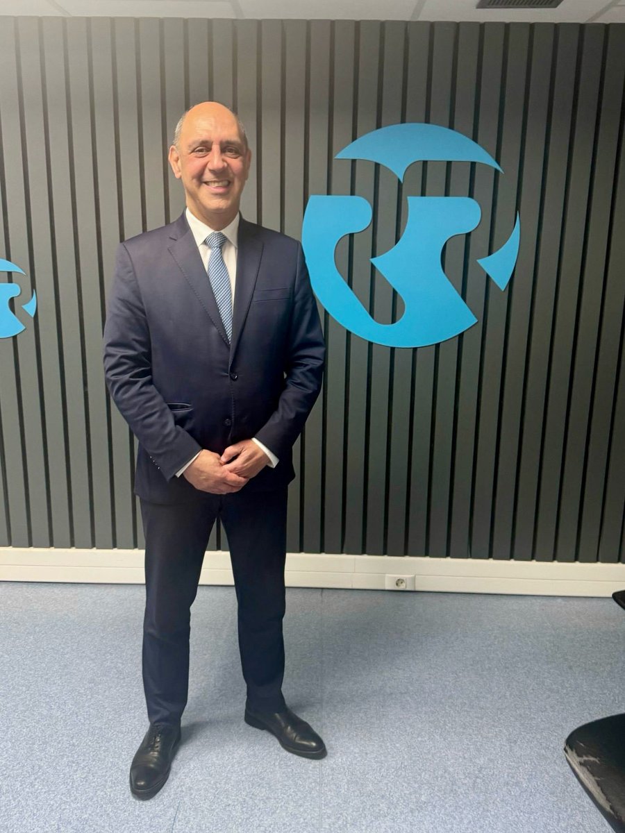 Esta manhã estive nos estúdios da Rádio Renascença para gravar a entrevista do “Hora da Verdade”, centrada no Porto e na minha candidatura à Câmara Municipal.

Podem acompanhar amanhã na antena da Renascença ou nas páginas do jornal Público.