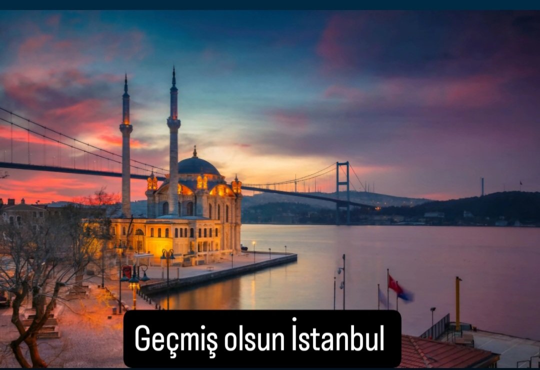 Cennet Vatanımızın kalbi olarak tanımladığım Aziz #İstanbul hep duamdasın;
Yüce ALLAH seni ve tüm İslam alemini korusun.
#Türkiye
#Gecmisolsunİstanbul 
#deprem