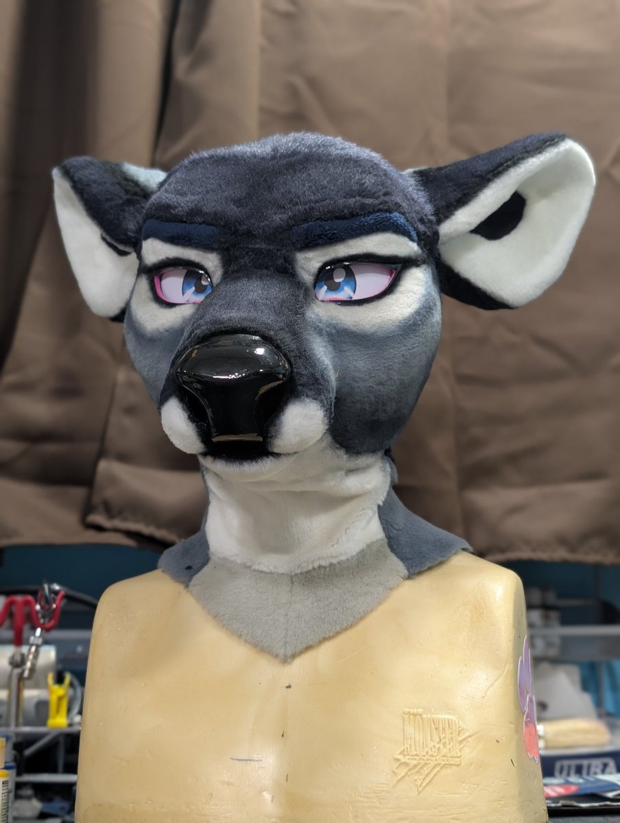 Did some little touchups on Cait yesterday. Hoping to have her and Vi up on TDD by the end of the month. 🥰

Her hair is removeable btw, so she can have different styles. 😁