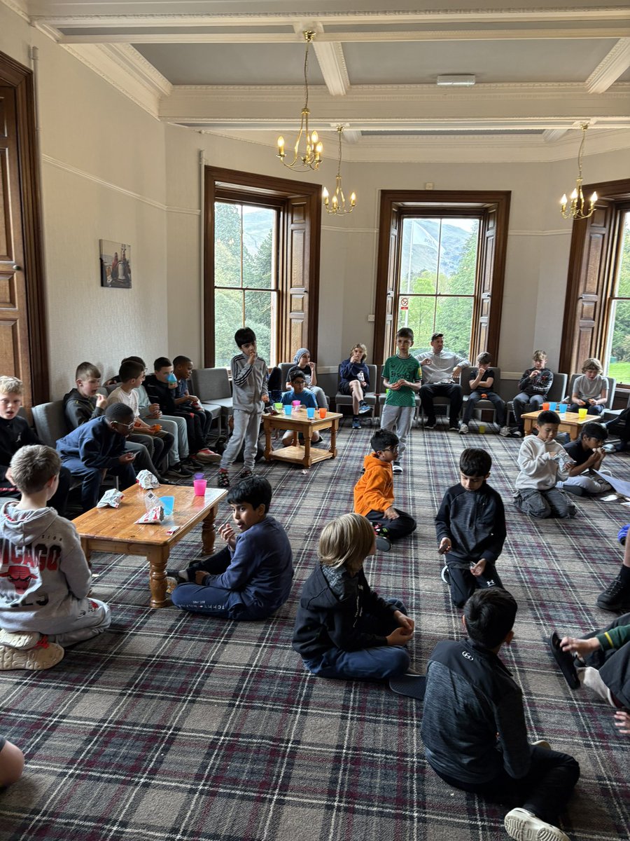 All settled in having some lunch, nearly time for activities! <a href="/BSPDJnrBoys/">Junior Boys <a href="/BoltonSch/">Bolton School</a> Primary Division</a> @BoltonSch