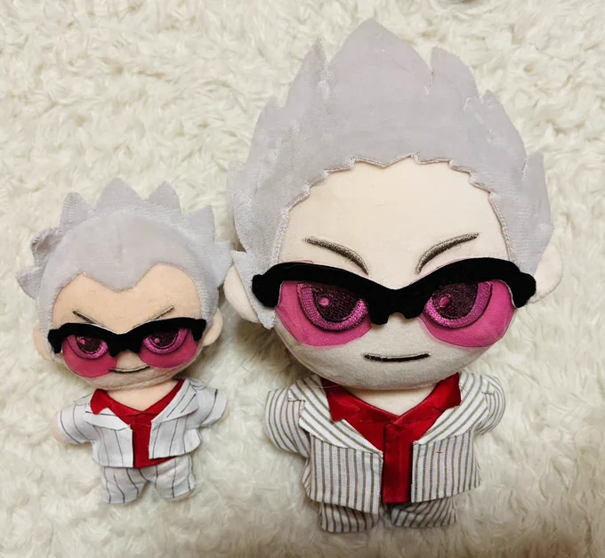 #fkmt 誕生日イラスト紹介① 楽雪さん とにかくイケ山すぎる。こんなにも私の欲を体現した平山がいただろうか。そう考えてしまいました。笑 そして平山の方に乗っているぬい…!再現度高すぎて月までブッ飛ぶ衝撃を受けてしまいました笑 本当にありがとうございました!(2枚目がぬい) 