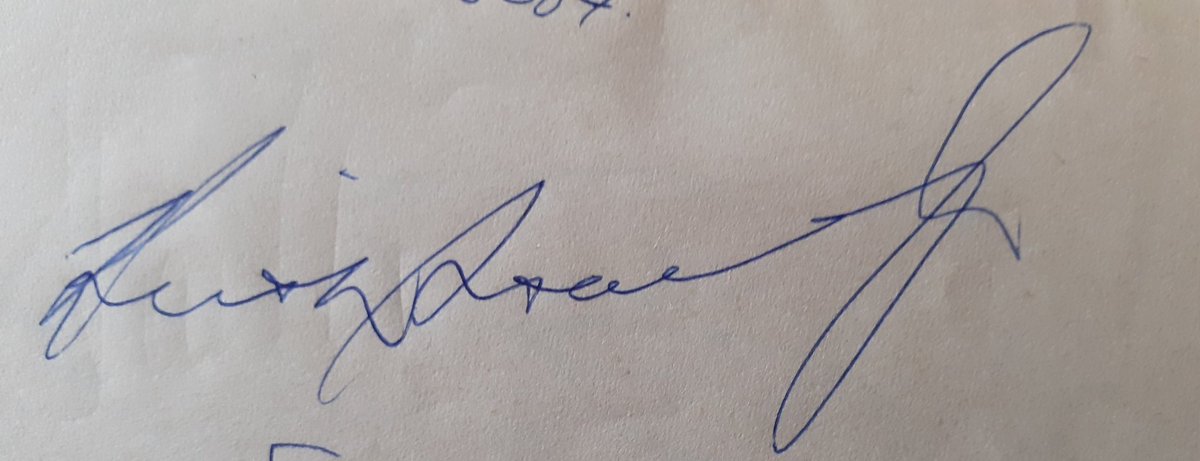 gikkukrishnan's tweet photo. One memory of #KeithStackpole. Bumped into him at @TNCACricket Chepauk stadium, #INDvAUS Test 1998 with @FableFoible. He told us 'U guys are winning by lunch next day. Next morning we again bump into him at same place, & he said, you're almost there. Autograph of Stackpole. #RIP https://t.co/S910vMUaNh